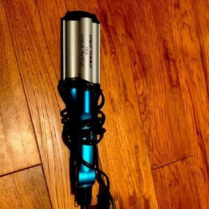 Bed Head beach curler